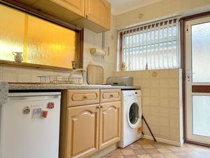 Kirkhurst Close- click for photo gallery